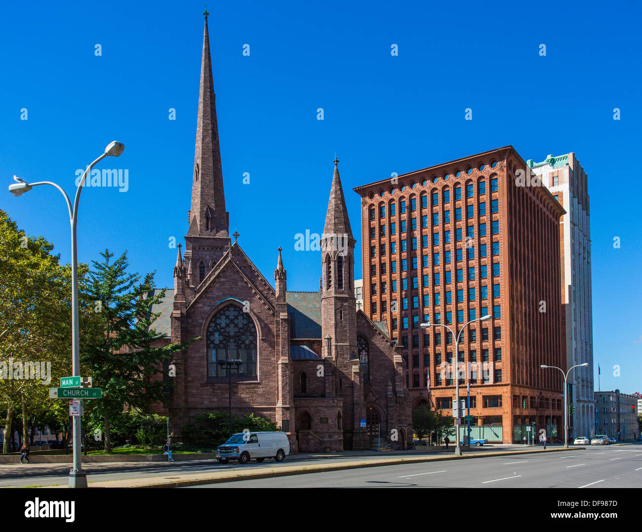 Prudential Guaranty Gebäude und St. Pauls Kathedrale in der Innenstadt von Buffalo New York Stockfoto