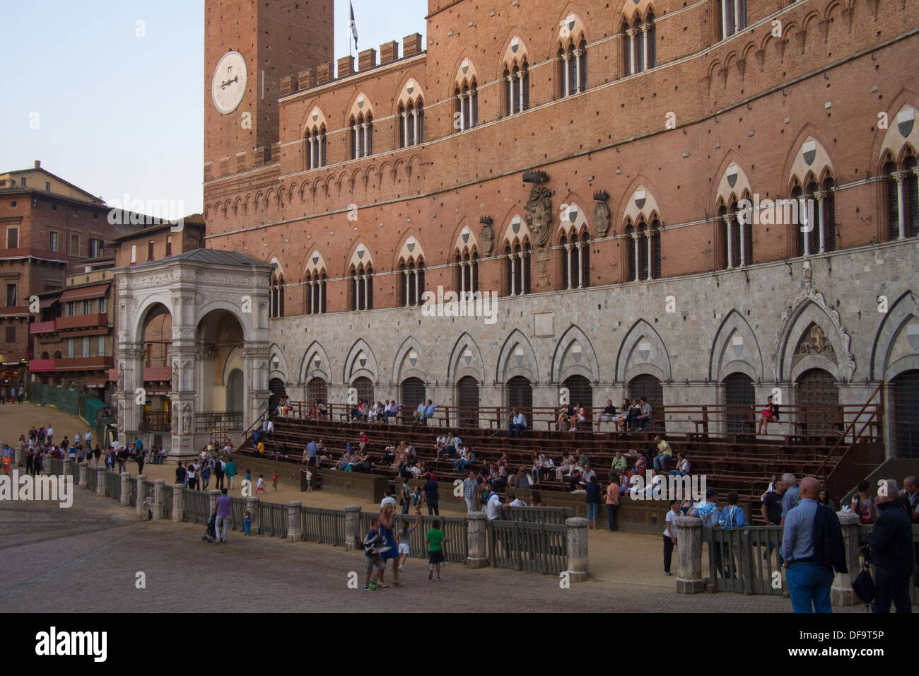 Rathaus (Palazzo Pubblico), Il Campo, Siena, Toskana, Italien. Stockfoto