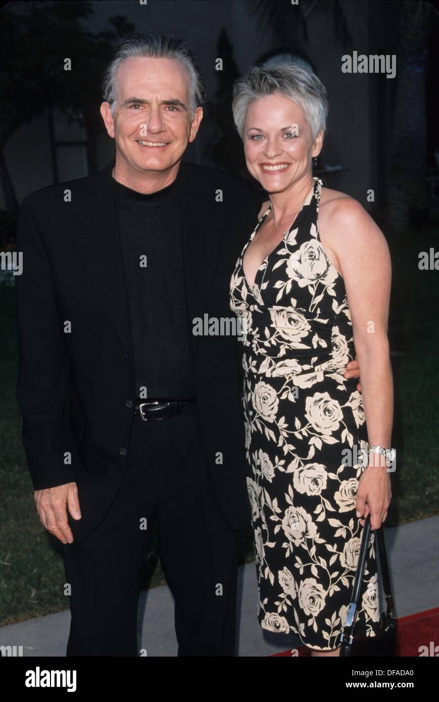 RICHARD KLINE mit Frau. NBC drücken Reisegruppe im Ritz Carlton Hotel in Pasadena in Ca. 2001.k22494fb. (Kredit-Bild: © Fitzroy Barrett/Globe Photos/ZUMAPRESS.com) Stockfoto