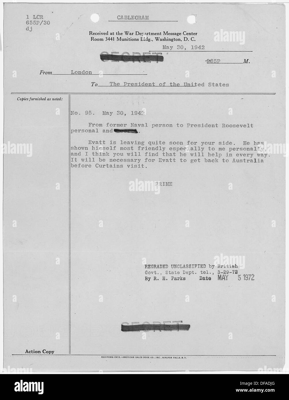 Ein Brief von Winston Churchill an Franklin D. Roosevelt, in dem die Korrespondenz zwischen zwei Führern des Zweiten Weltkriegs bezüglich militärischer und politischer Strategie unterstrichen wird. Stockfoto