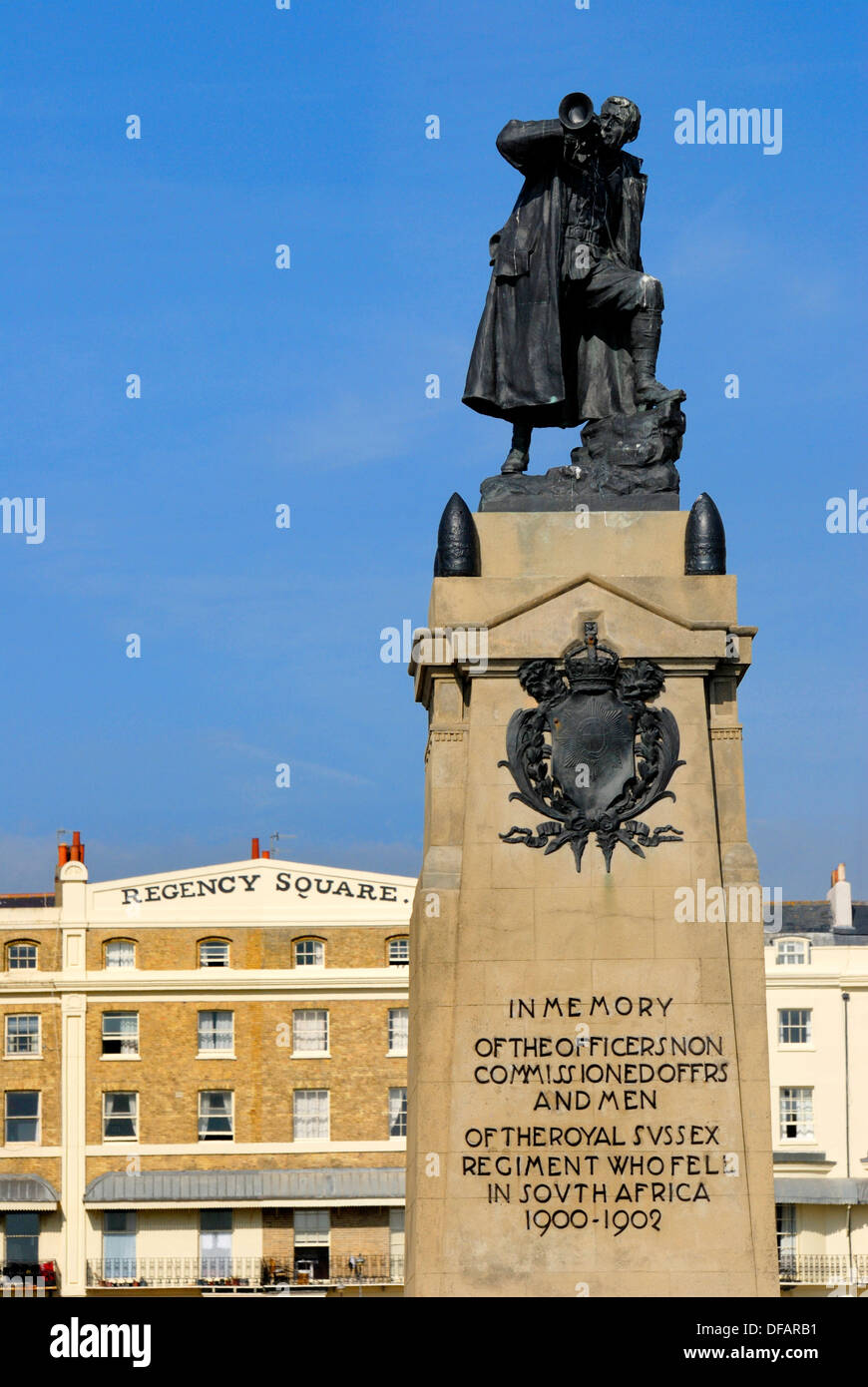 Brighton, East Sussex, England, UK. Kriegerdenkmal im Regency Square - königliches Sussex Regiment - "Bugler" Stockfoto