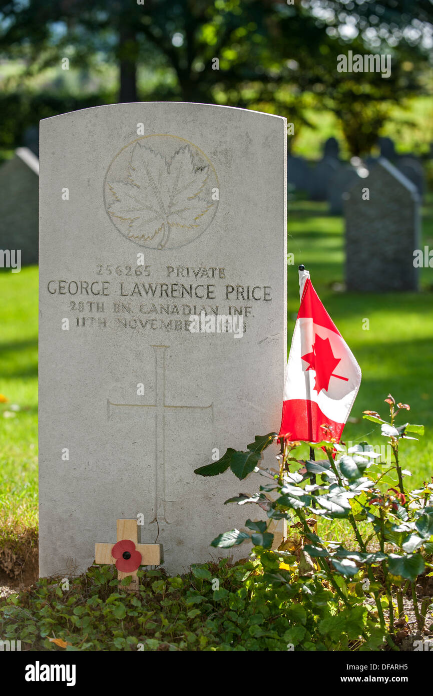 WWI-Grab von George Lawrence Preis, letzte Commonwealth-Soldaten getötet, im ersten Weltkrieg, St Symphorien Friedhof, Belgien Stockfoto