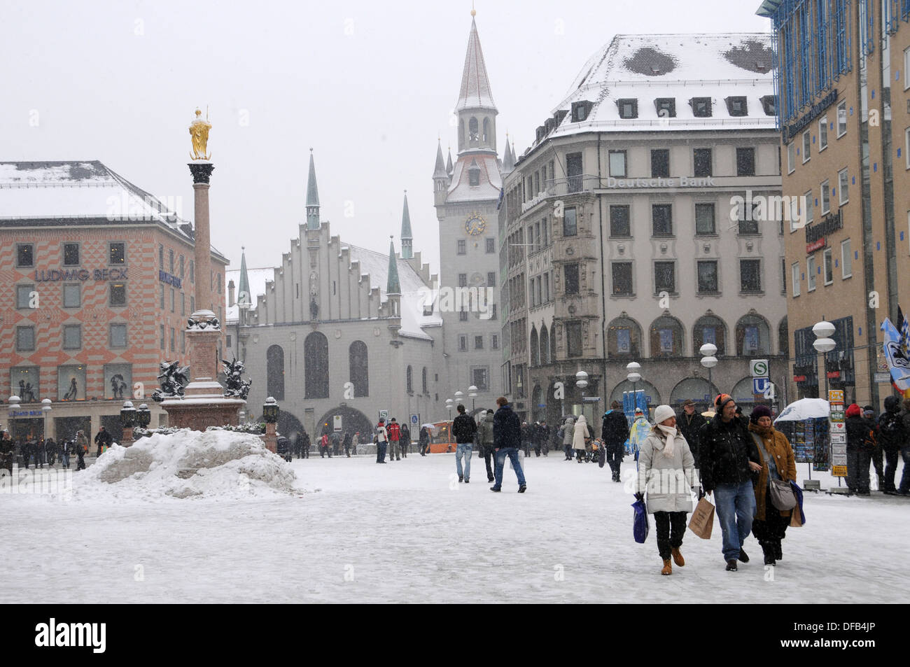 Winter am Marienplatz in München Stockfoto, Bild 61096078 Alamy