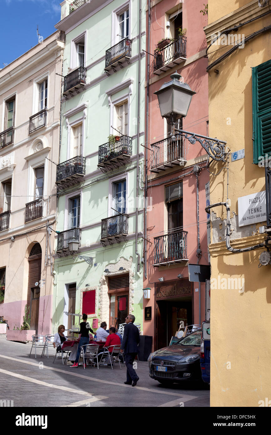 Piazza Yenne Seite Straße Scalette Santa Chiara in Cagliari - Sardinien Stockfoto