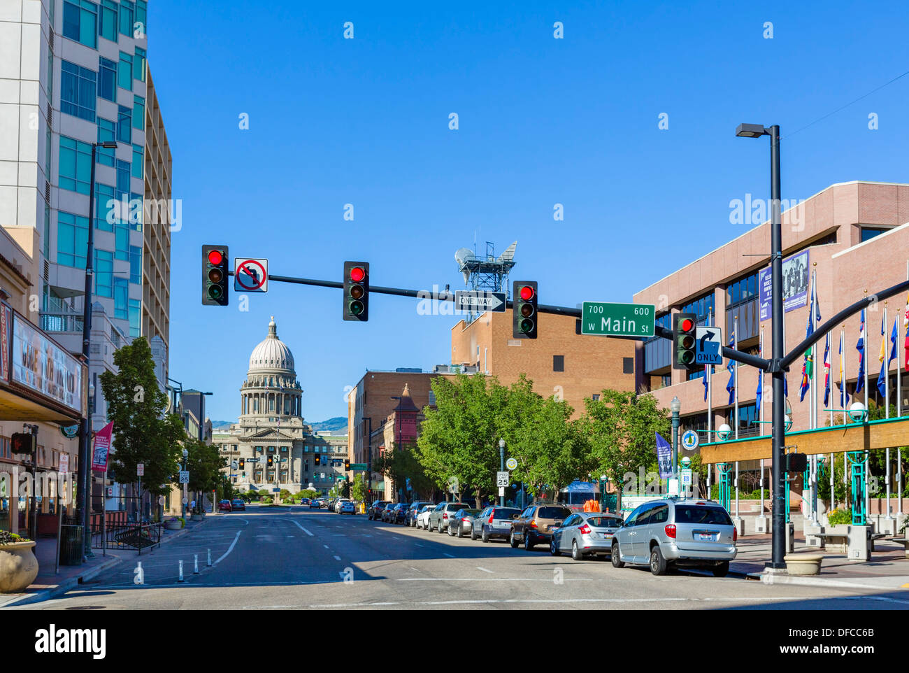 Blick auf Capitol Avenue in Richtung der Idaho State Capitol Building, Boise, Idaho, USA Stockfoto