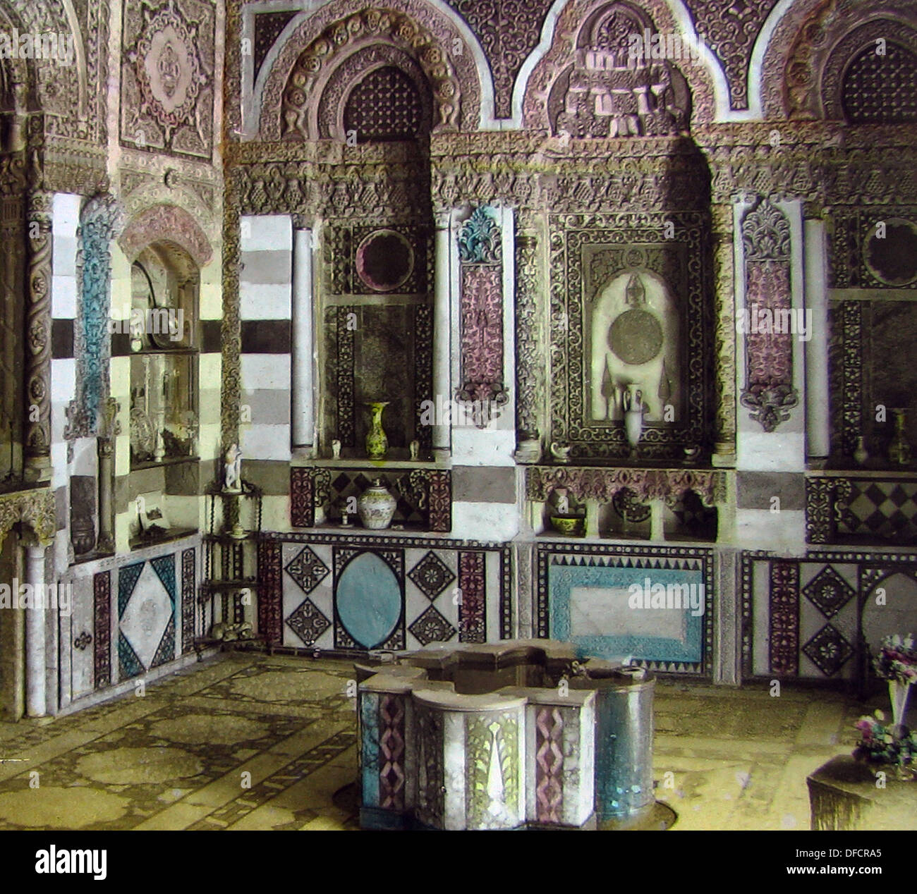 Innenraum eines Hauses in Damaskus wahrscheinlich der 1870er Jahre Stockfoto