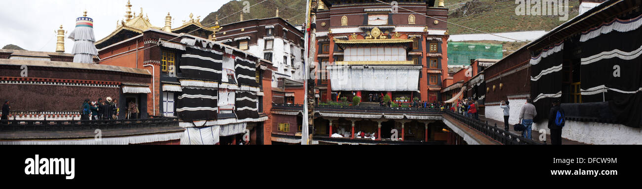 Panorama-Hof des Tahilhunpo Klosters, Shigatse, Tibet Stockfoto