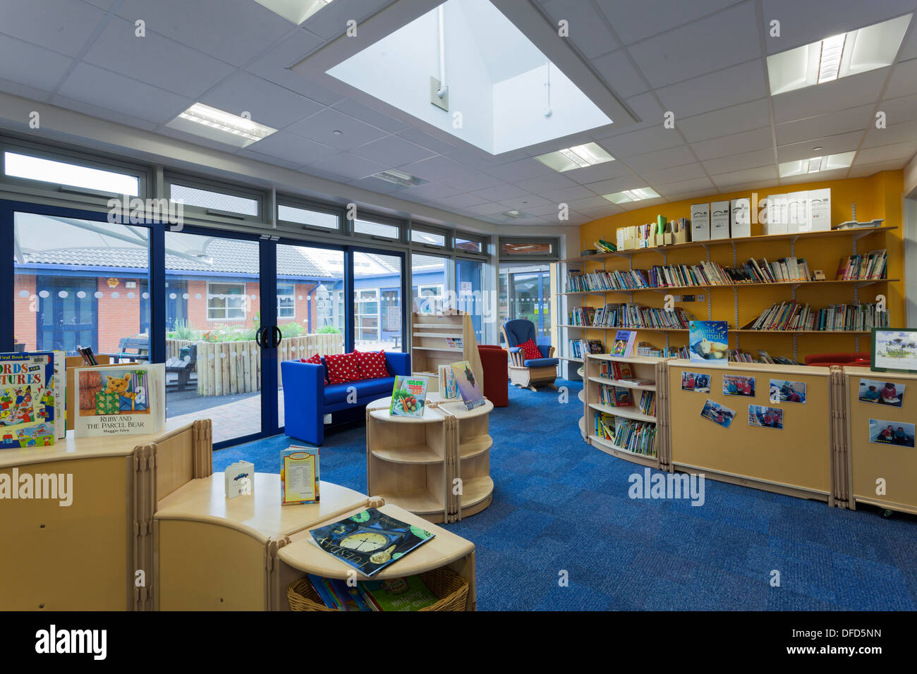 Unbesetzten Schulbibliothek in besonderen Bedürfnissen Einheit. Stockfoto