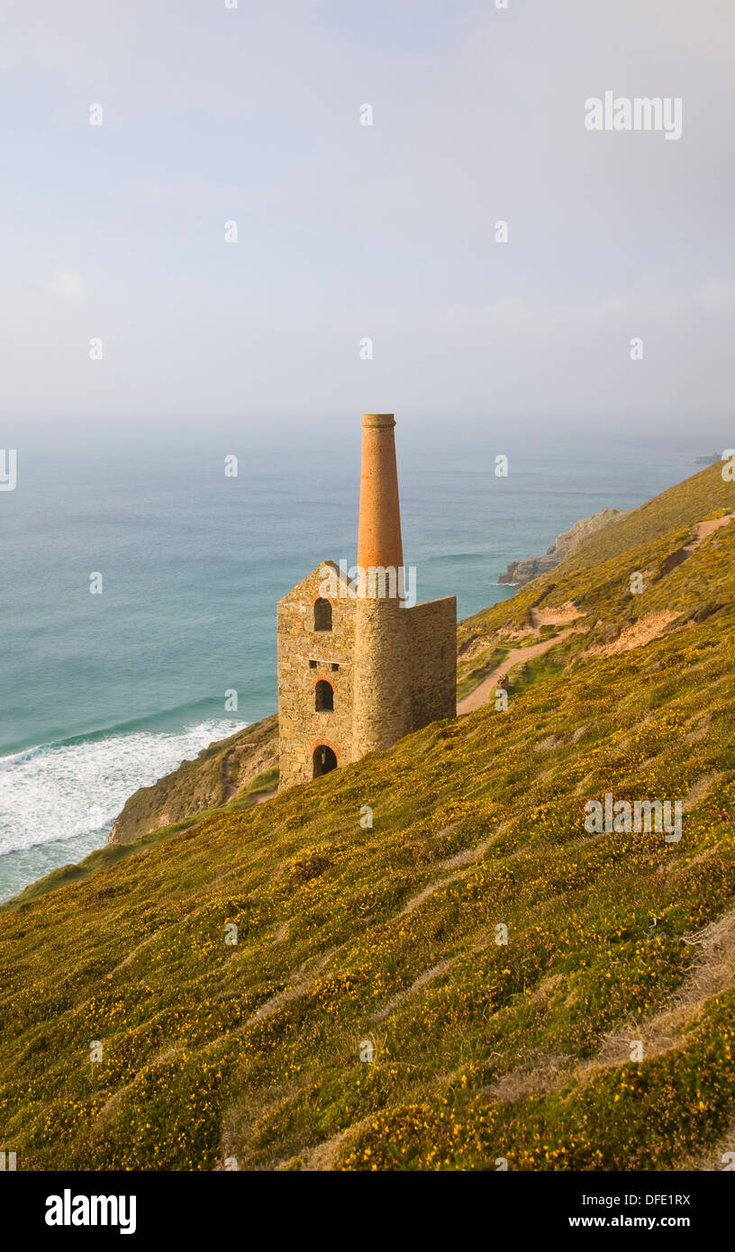 Towan Roath Maschinenhaus Ruinen bei Wheal Coates Tin mine, St Agnes Head, Cornwall, England Stockfoto