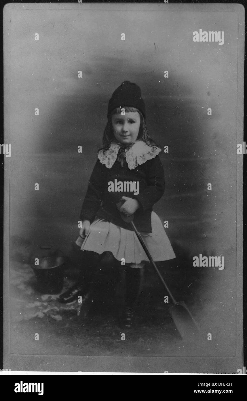 Dieses Porträt zeigt Franklin D. Roosevelt, den 32. Präsidenten der Vereinigten Staaten. Roosevelts Führung während der Weltwirtschaftskrise und des Zweiten Weltkriegs ist in diesem historischen Bild festgehalten. Stockfoto