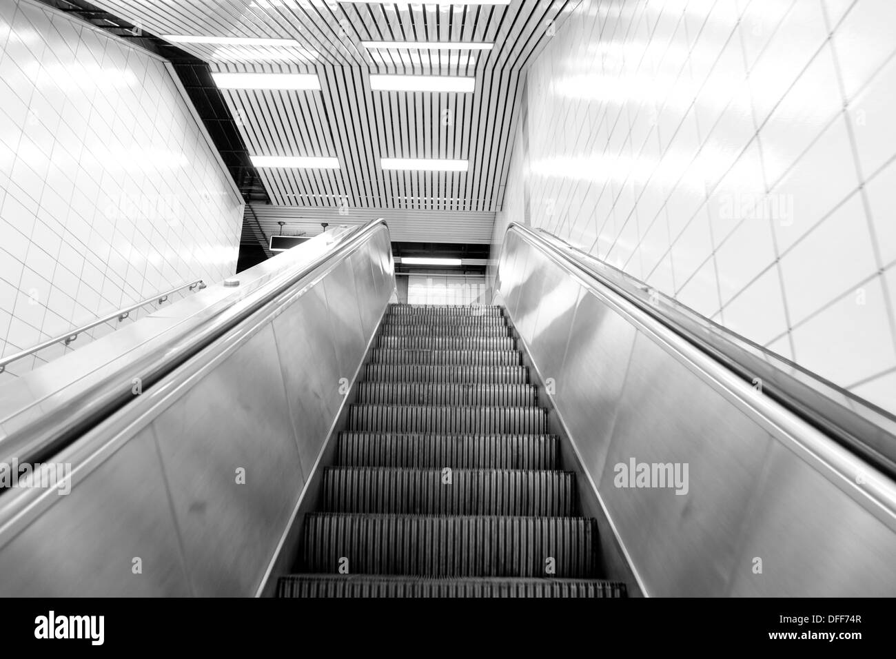 U-Bahn Station Rolltreppe in Toronto, Kanada Stockfoto