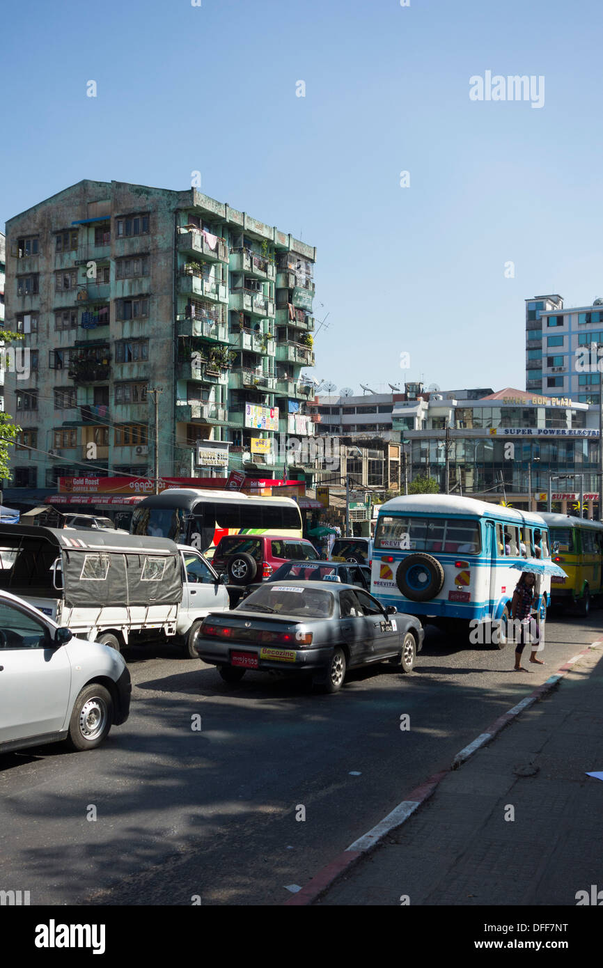 Belebten Straßen von Yangon Stockfoto