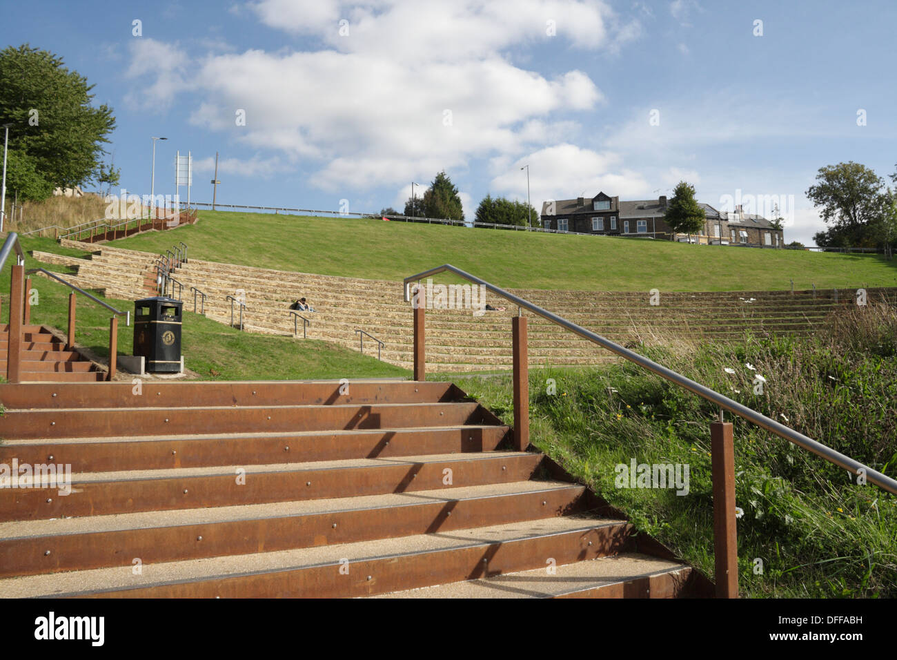 Treppe bis zu South Street Park Amphitheater in Sheffield Stockfoto