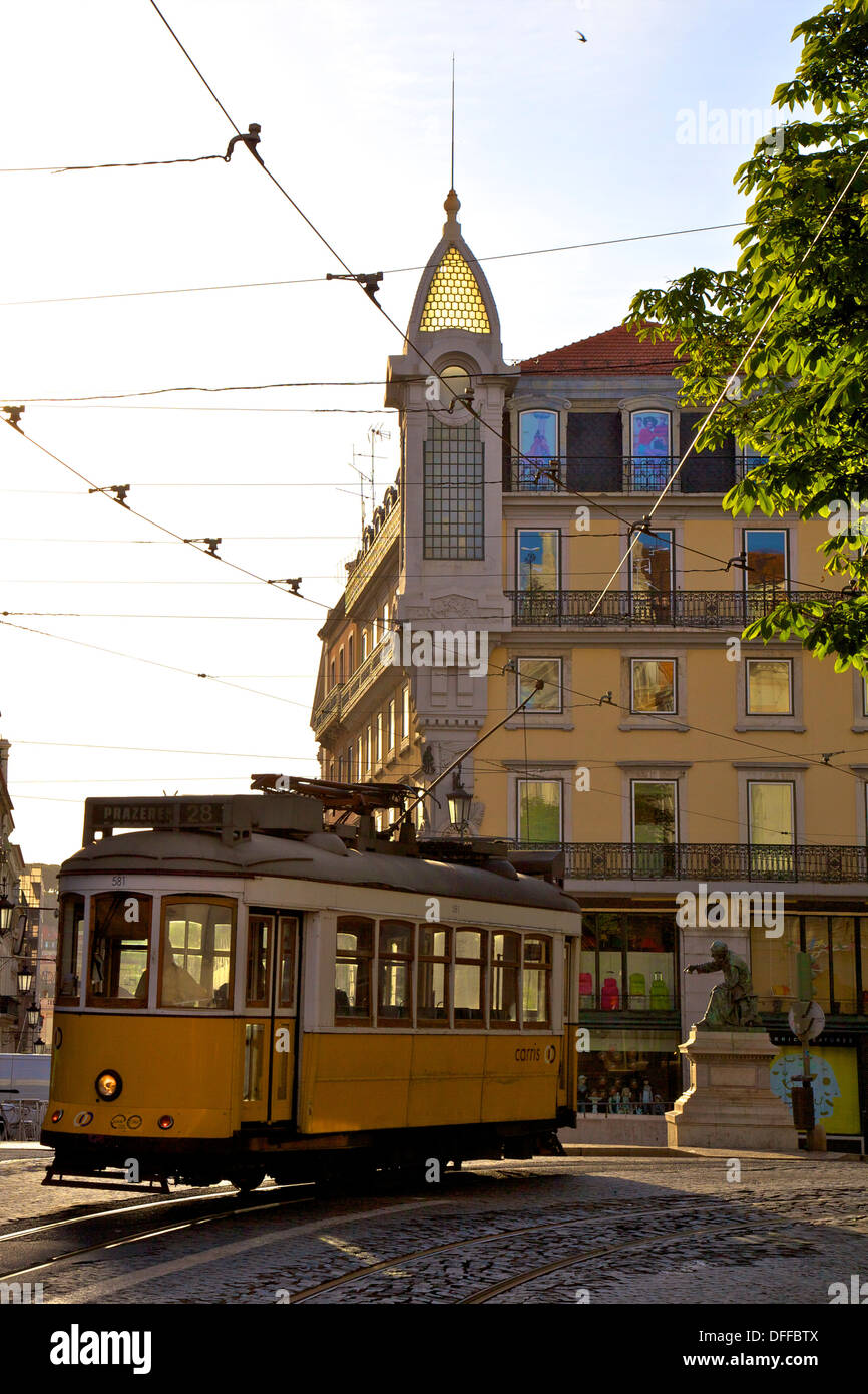 Straßenbahn in Chiado, Lissabon, Portugal, Süd-West-Europa Stockfoto