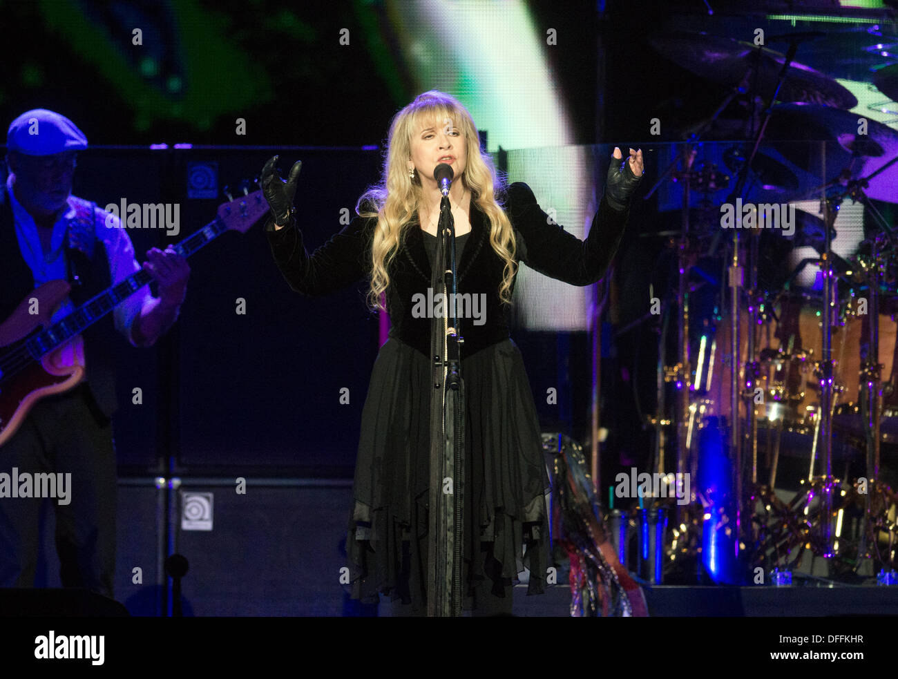 Glasgow, Vereinigtes Königreich. 3. Oktober 2013. Stevie Nicks von Fleetwood Mac ausführen auf der Bühne im Hydro am 3. Oktober 2013 in Glasgow, UK-Credit: Sam Kovak/Alamy Live News Stockfoto