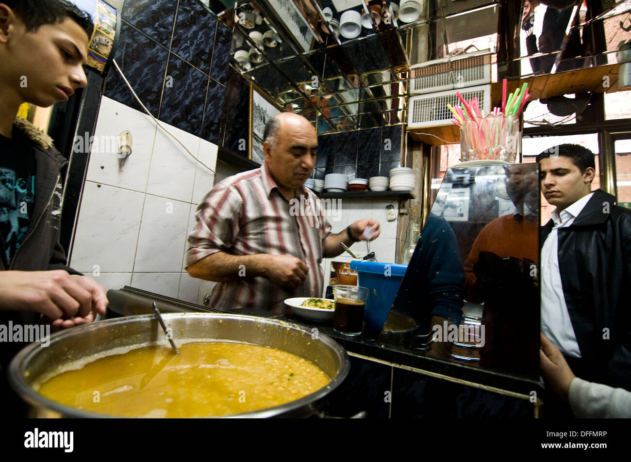Lina ist eine der beliebtesten und bekanntesten HummusRestaurant in der Altstadt von Jerusalem