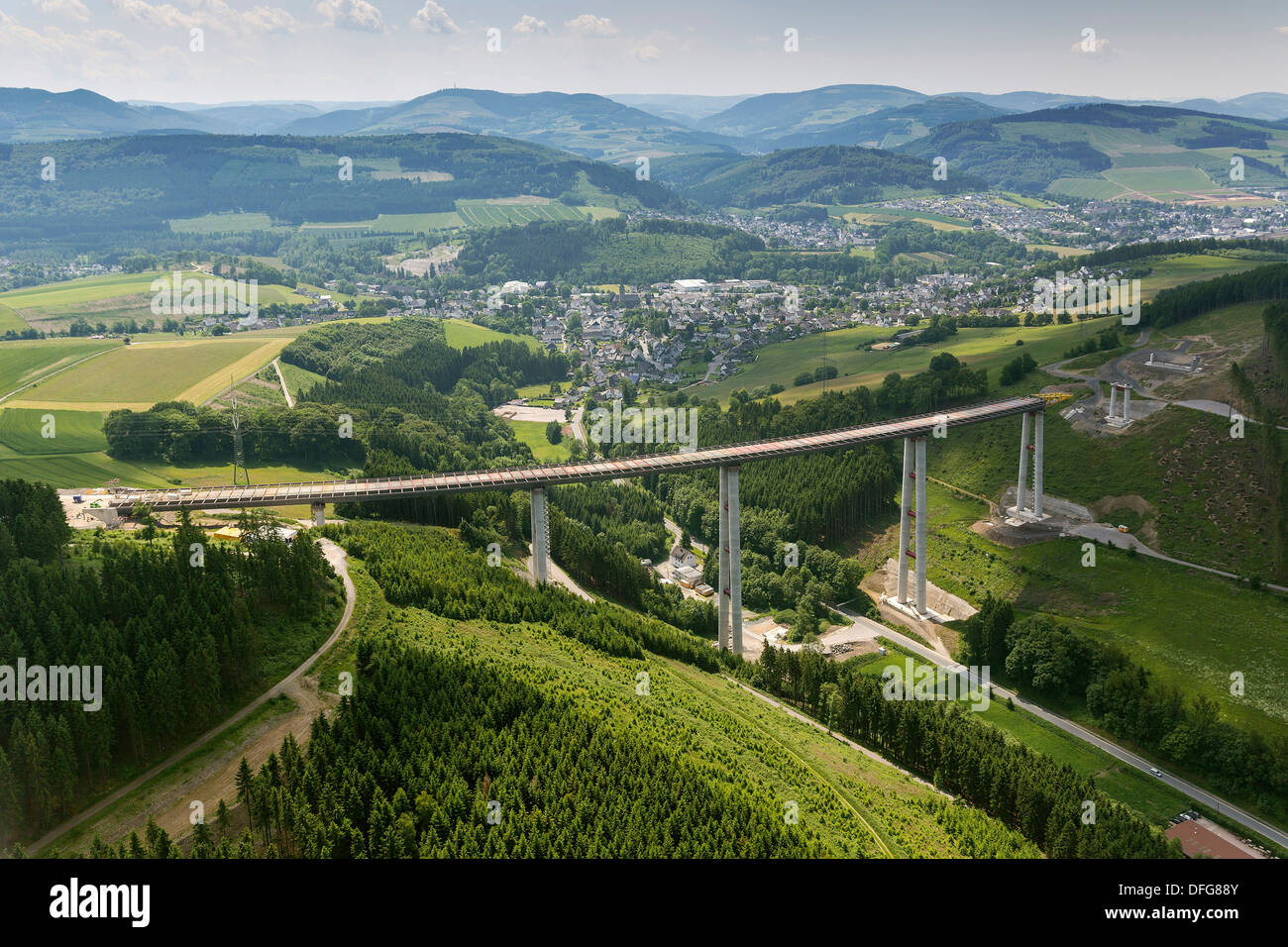 Luftaufnahme, Nuttlar Viadukt auf der Autobahn A46, Nuttlar, Bestwig, Nordrhein-Westfalen, Deutschland Stockfoto