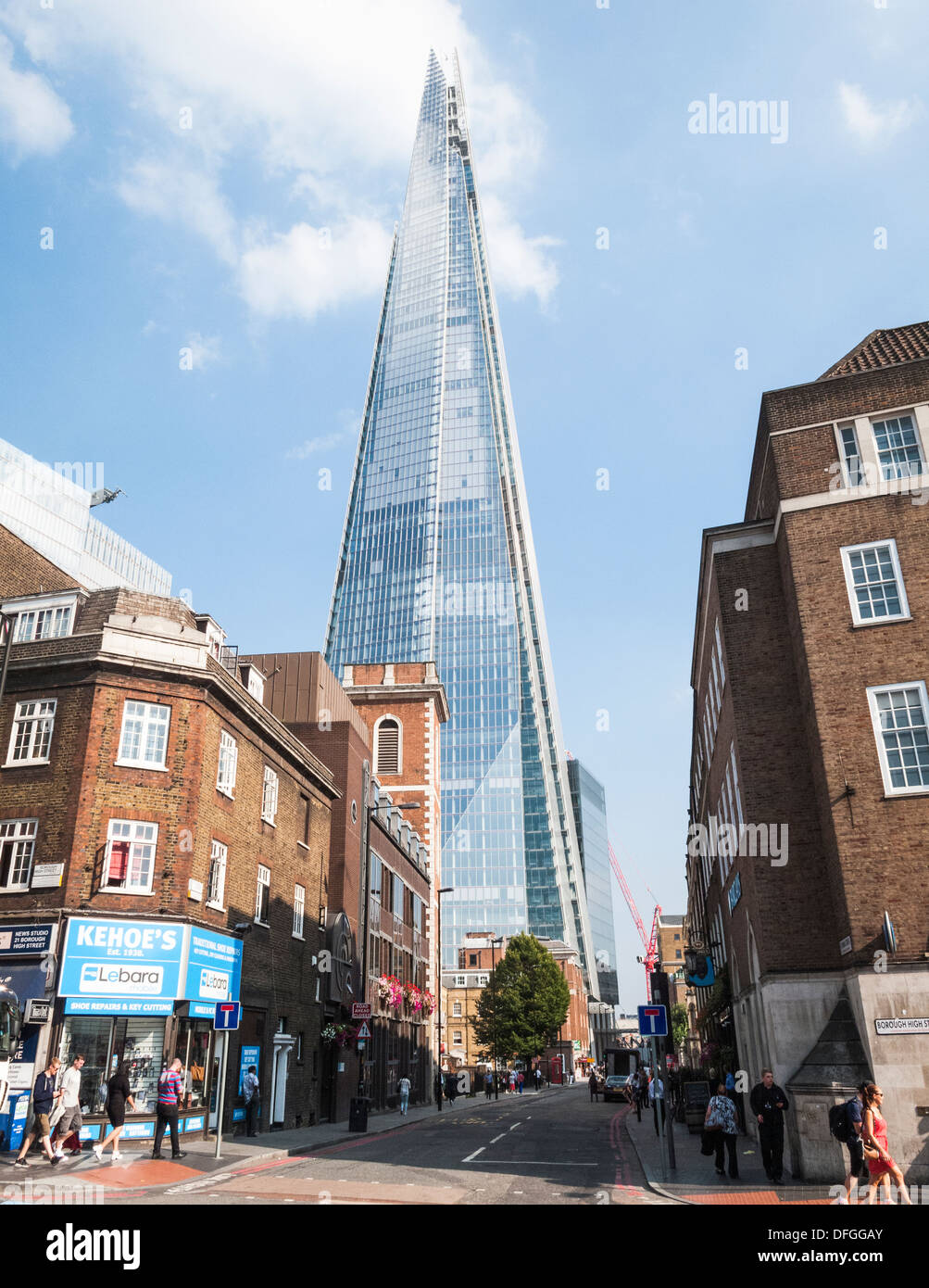 Die Scherbe, eine ikonische 87-geschossiges Hochhaus in der Nähe von London Bridge, London, UK, 306 m das höchste Gebäude in der EU (1.004 ft). Stockfoto