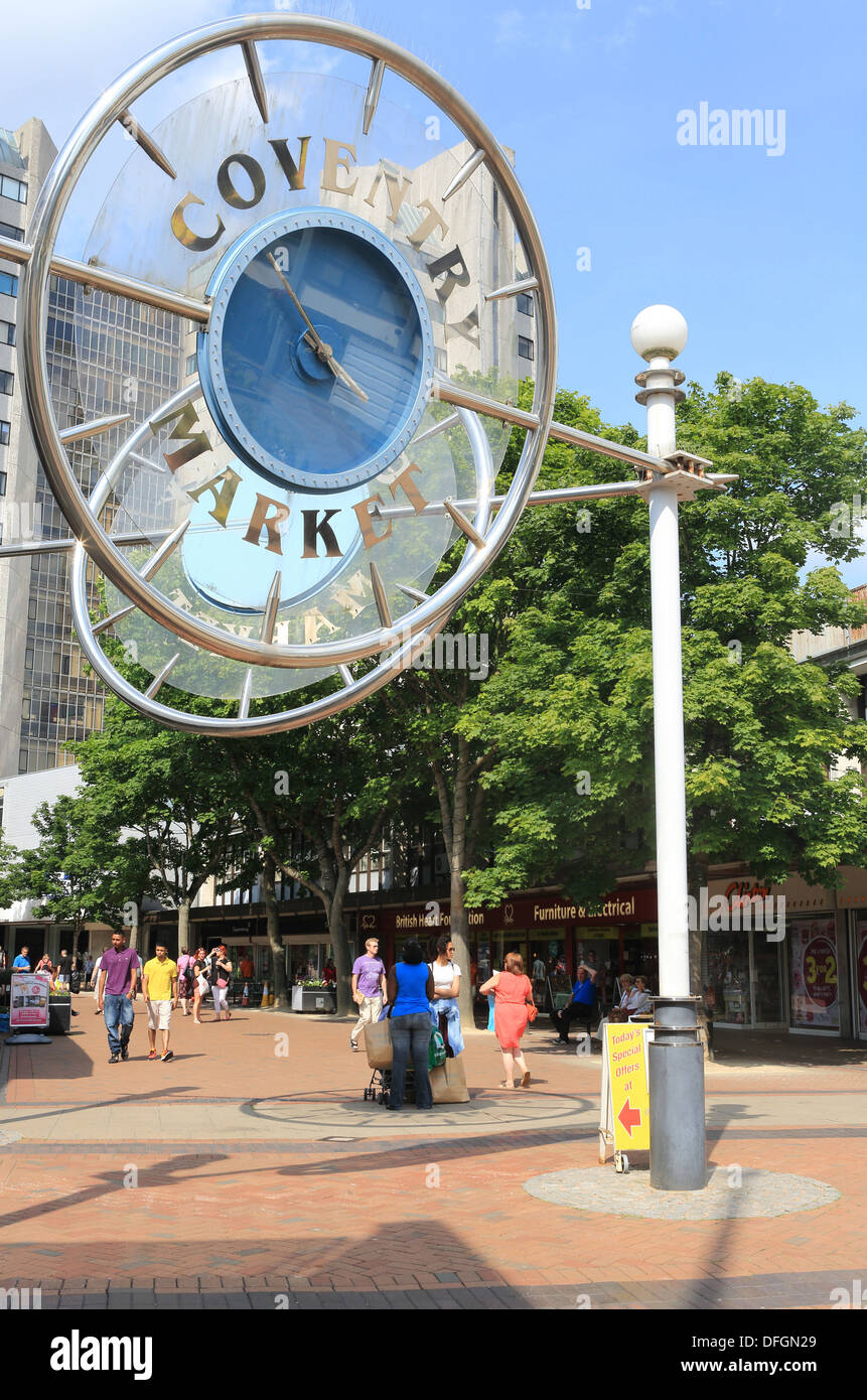 Markt Fußgängerzone Weg Einkaufszentrum in der Stadt von Coventry, Warwickshire, West Midlands, England, UK Stockfoto
