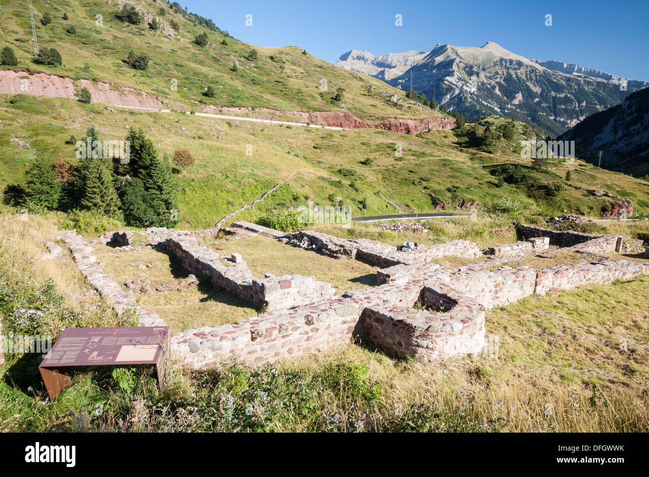 Krankenhaus der Heiligen Christine von Somport in St. Jame übrigens Candanchú, Huesca, Spanien Stockfoto