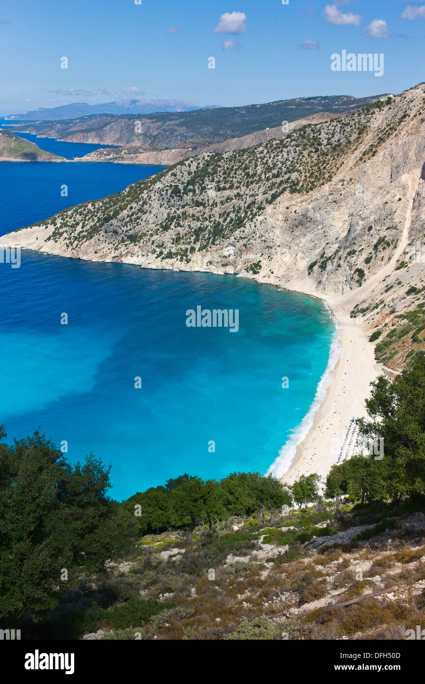 Mit Blick auf Mirtos Strand in Richtung Assos, Kefalonia, Griechenland Stockfoto