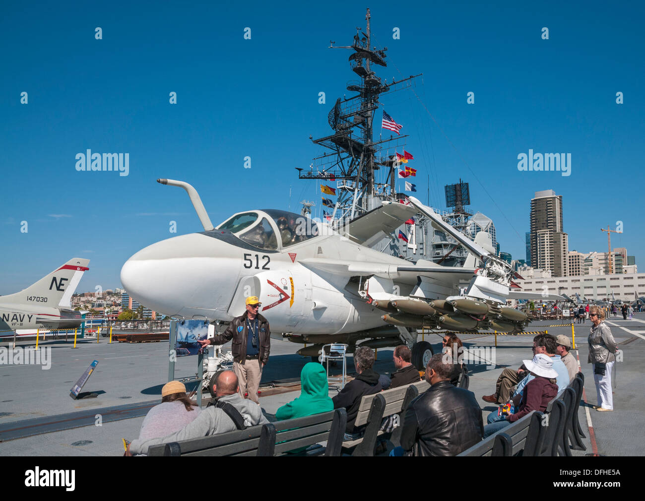 Kalifornien, San Diego, USS Midway Museum, a-6 Intruder, Dozent Präsentation am Flugdeck Operationen Stockfoto