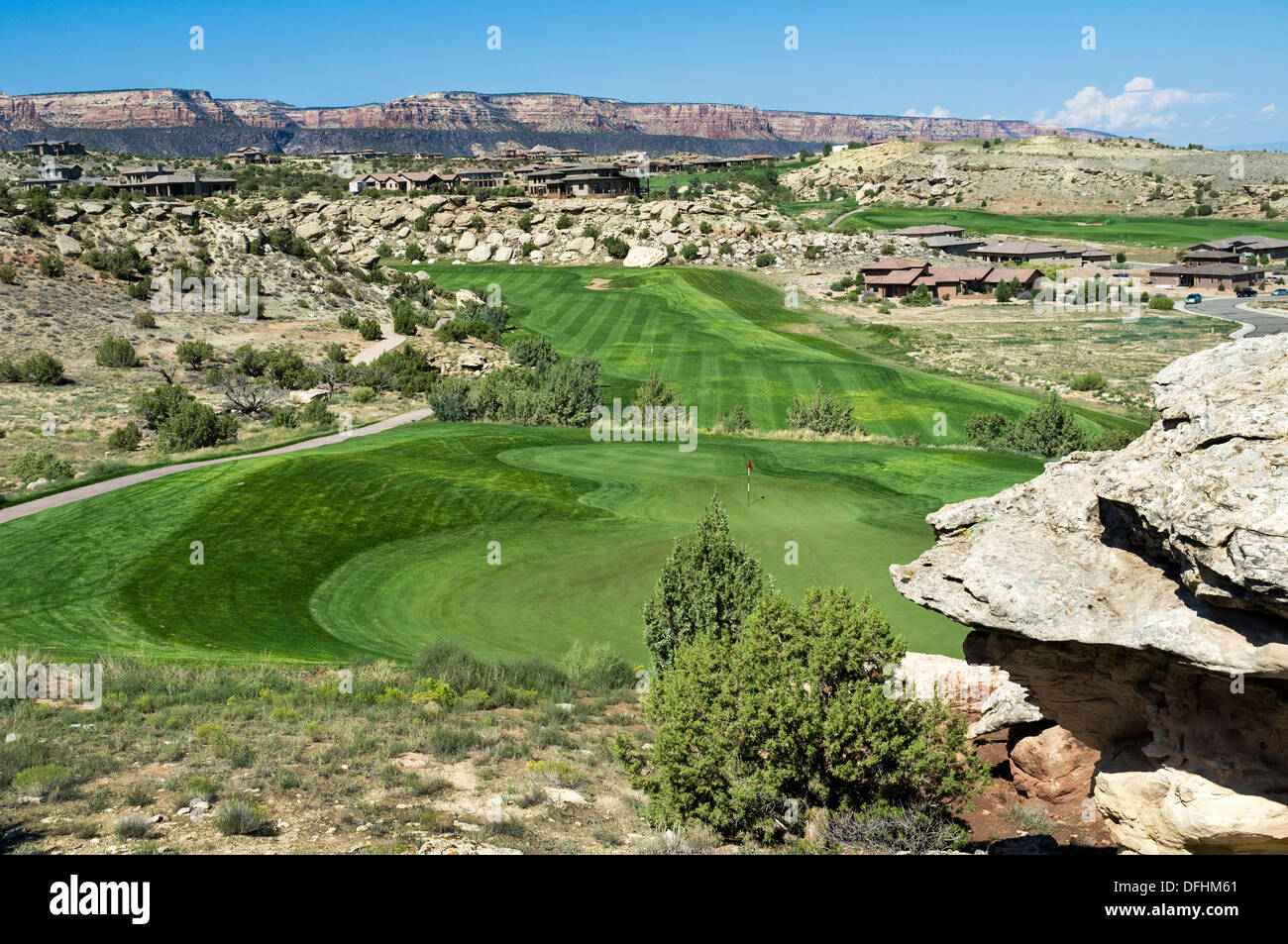Fünfte grün und Fairway auf Redlands Mesa Golf Club, Grand Junction, Colorado, USA Stockfoto