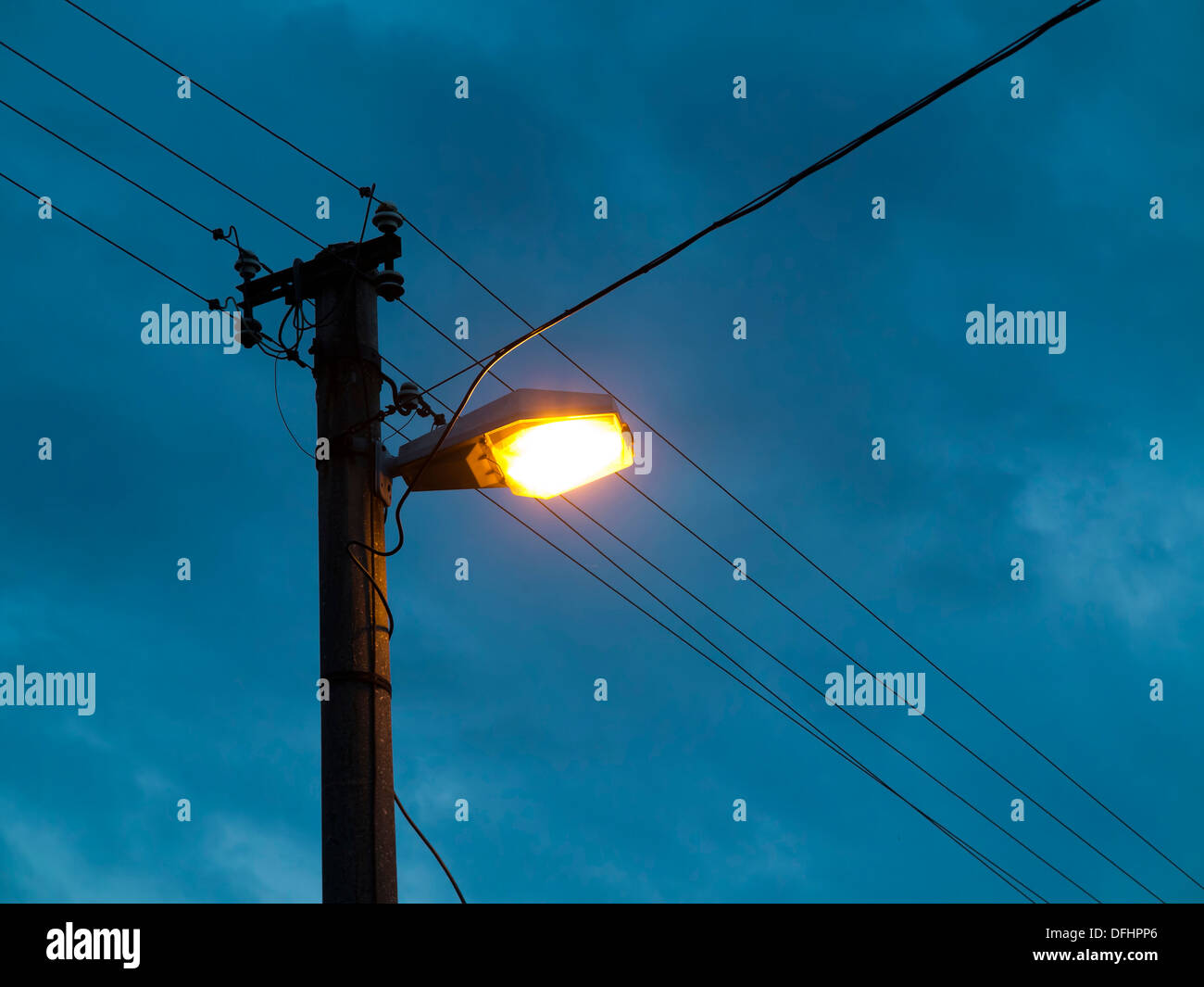 Straßenbeleuchtung - Straße Beleuchtung Lampe Stockfoto