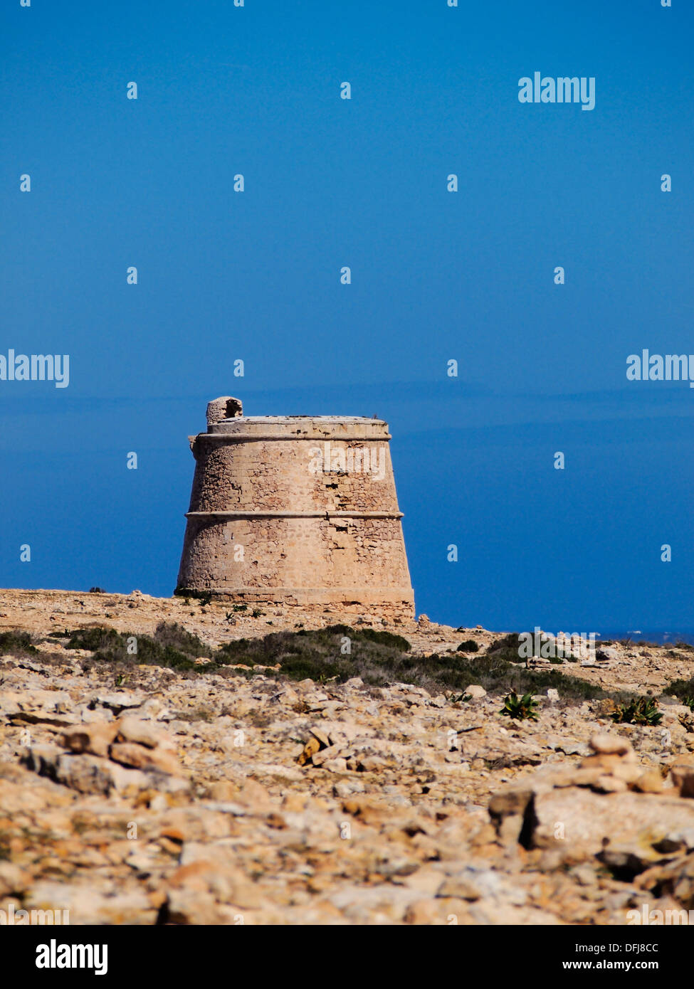 Torre des Garroveret - einem der Türme auf Formentera, Balearen, Spanien Stockfoto