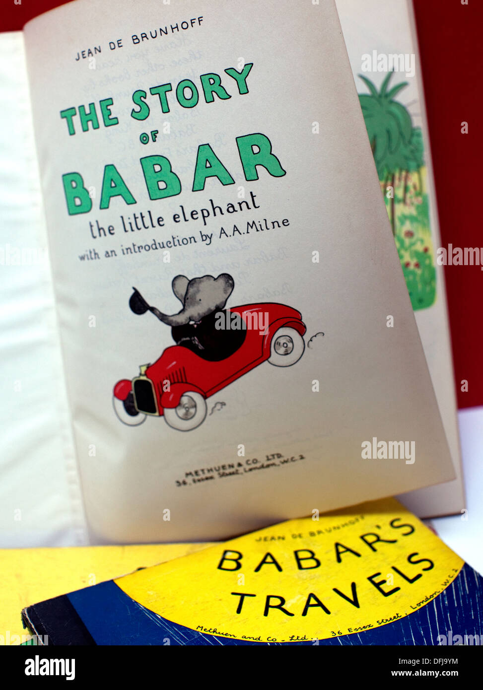 Vintage Babar der kleine Elefant Kinderbücher aus der 1950er Jahre, London Stockfoto