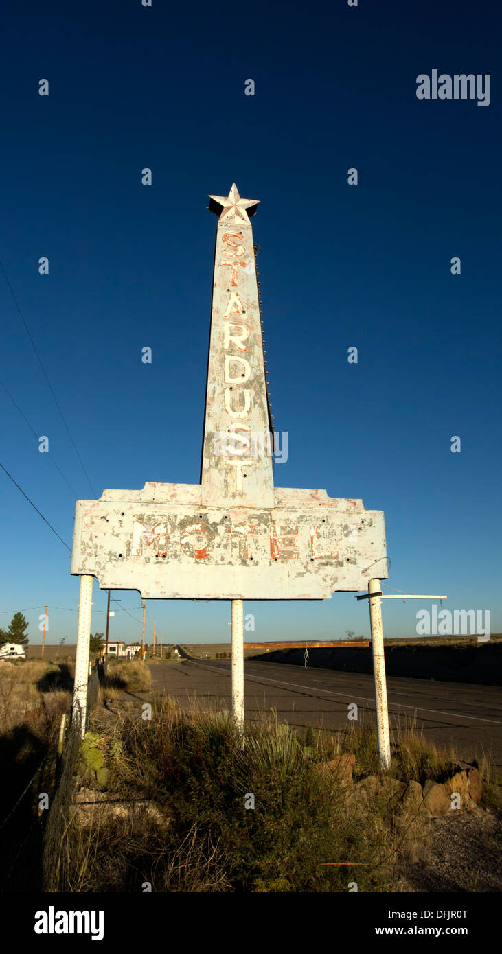 Alte Zeichen für ein Motel in Marfa, Texas. Stockfoto