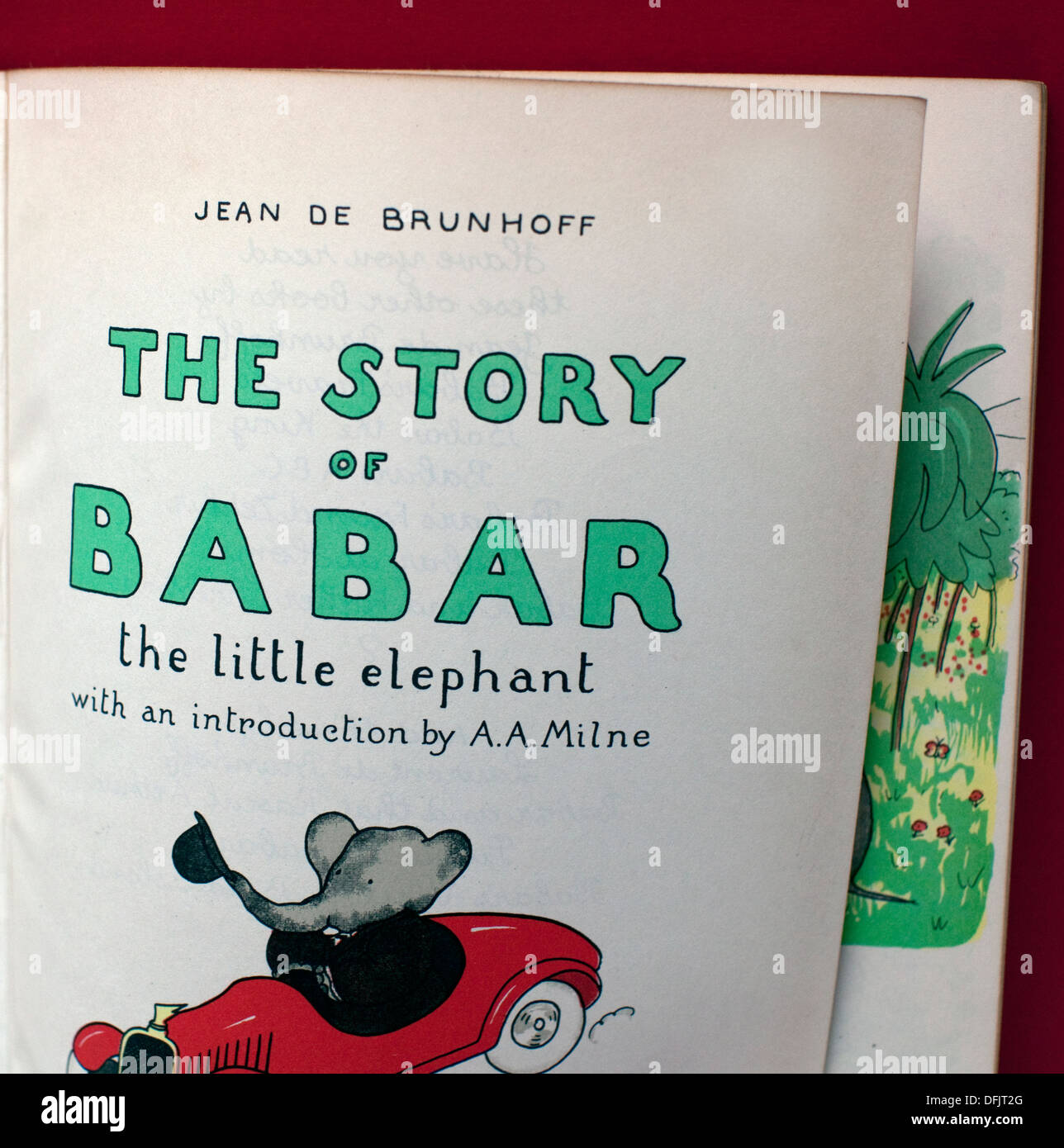 Vintage Babar der kleine Elefant Kinderbücher aus der 1950er Jahre, London Stockfoto