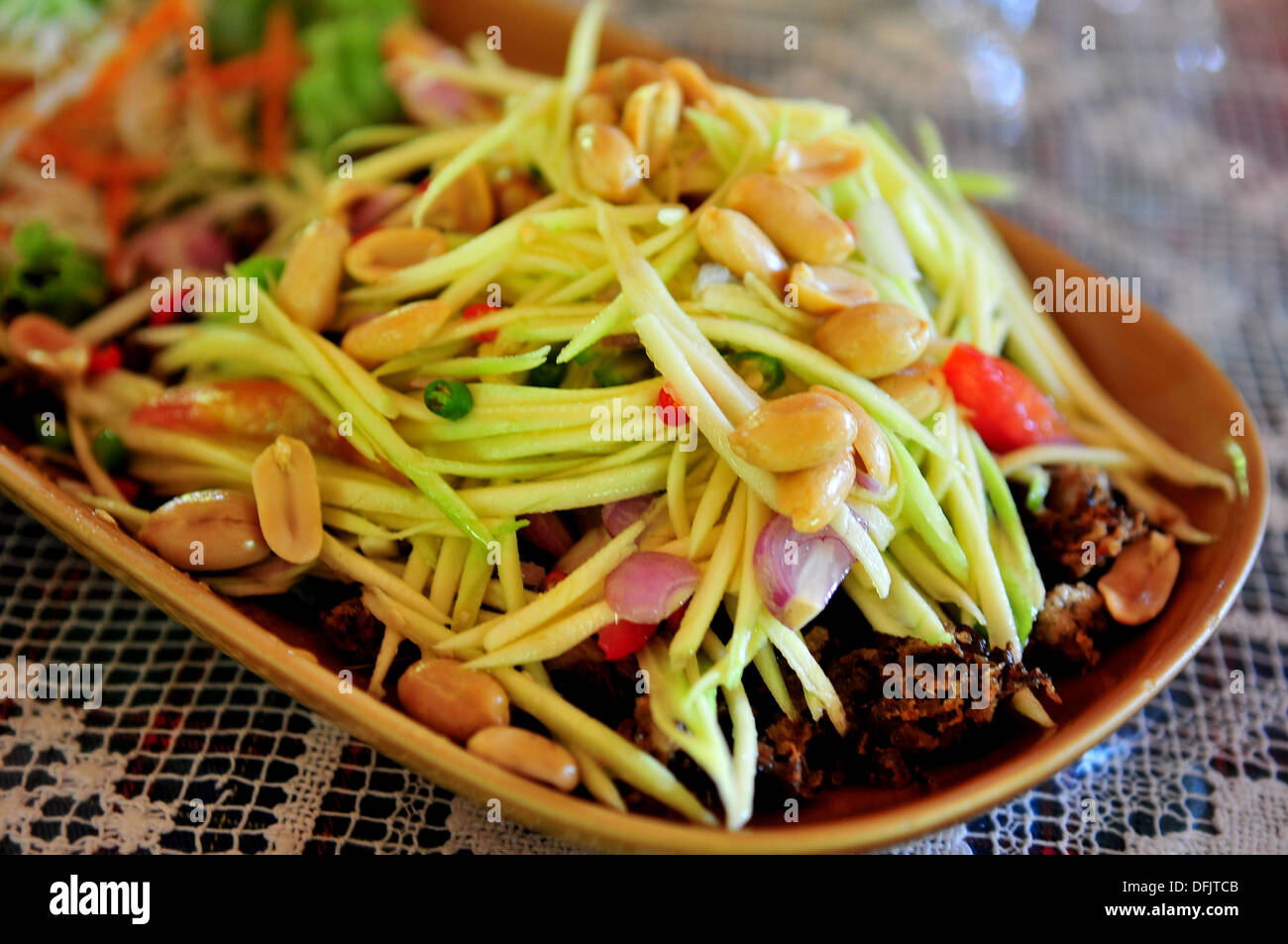 Geschmack von Thailand - Thai Mangosalat Stockfoto