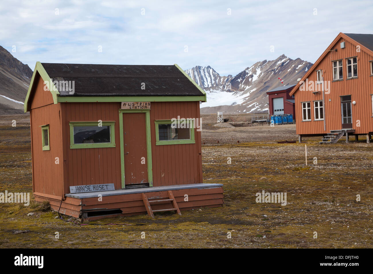 Die österreichische Forschung Bahnhofsgebäude in Ny-Ålesund, Spitzbergen, Svalbard-Archipel, norwegischen Arktis Stockfoto