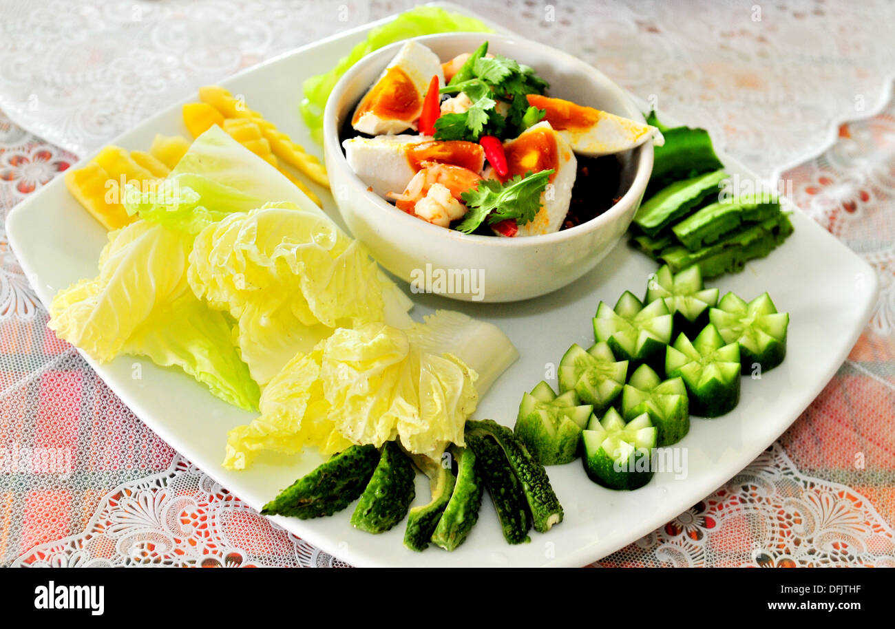 Taste of Thailand - thailändische Vorspeise - Thai gesalzene Ente Ei Salat Stockfoto