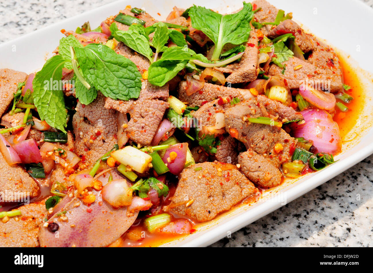 Taste of Thailand - Schweinefleisch Leber Salat Stockfoto