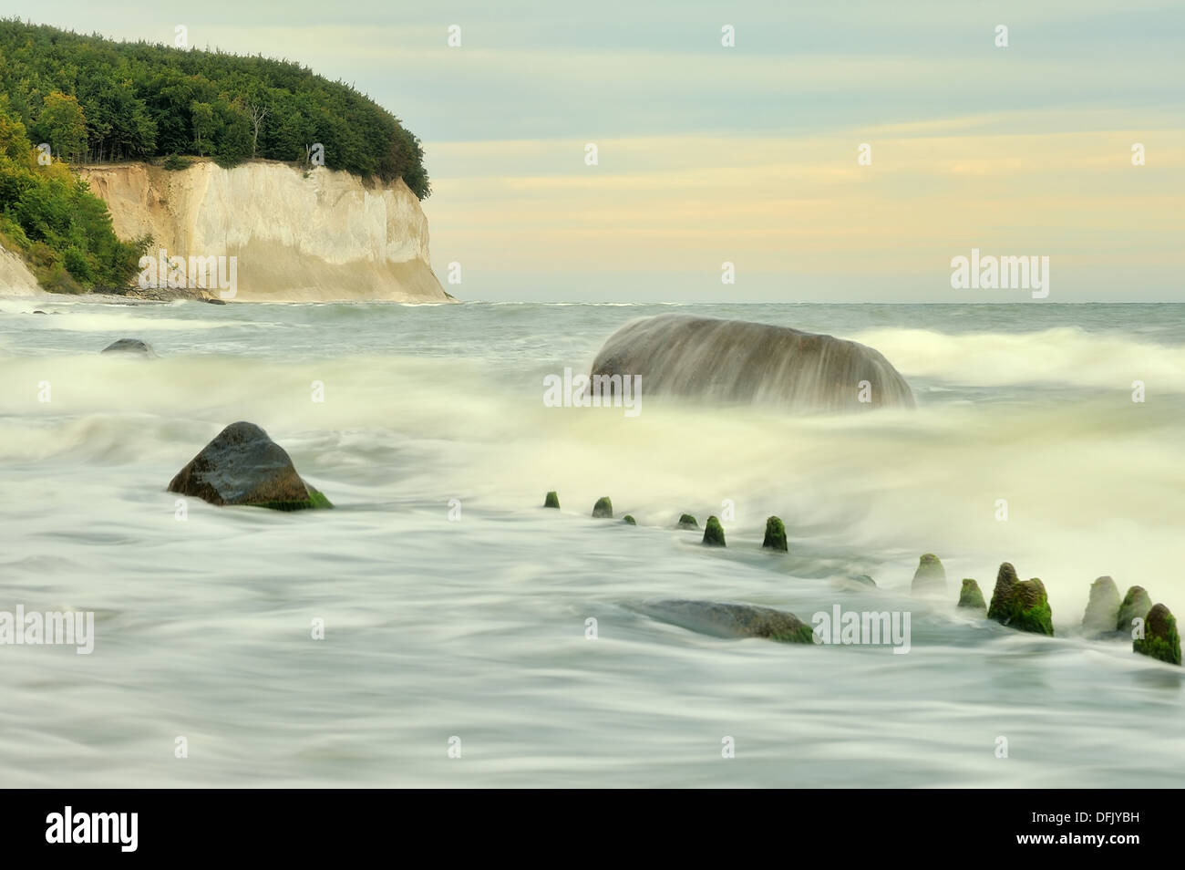 Stone island of ruegen -Fotos und -Bildmaterial in hoher Auflösung – Alamy