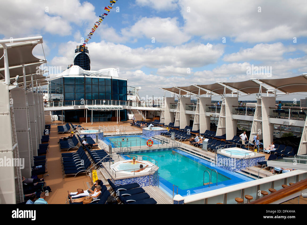 An Bord Detail der Celebrity Eclipse Solstice-Klasse Kreuzfahrtschiff, betrieben von Celebrity Cruises Stockfoto