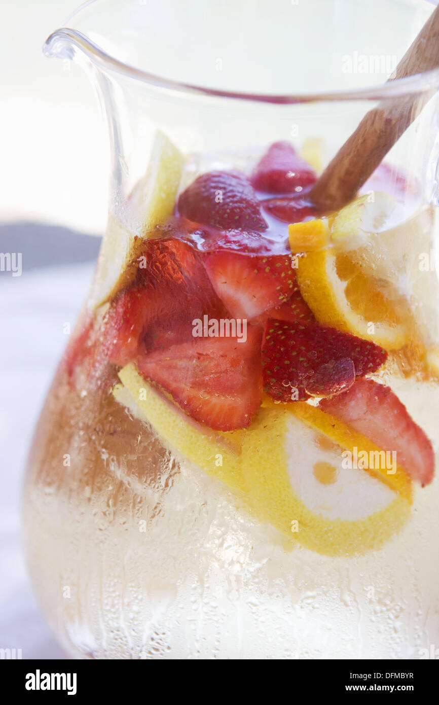 Sangria cava -Fotos und -Bildmaterial in hoher Auflösung – Alamy