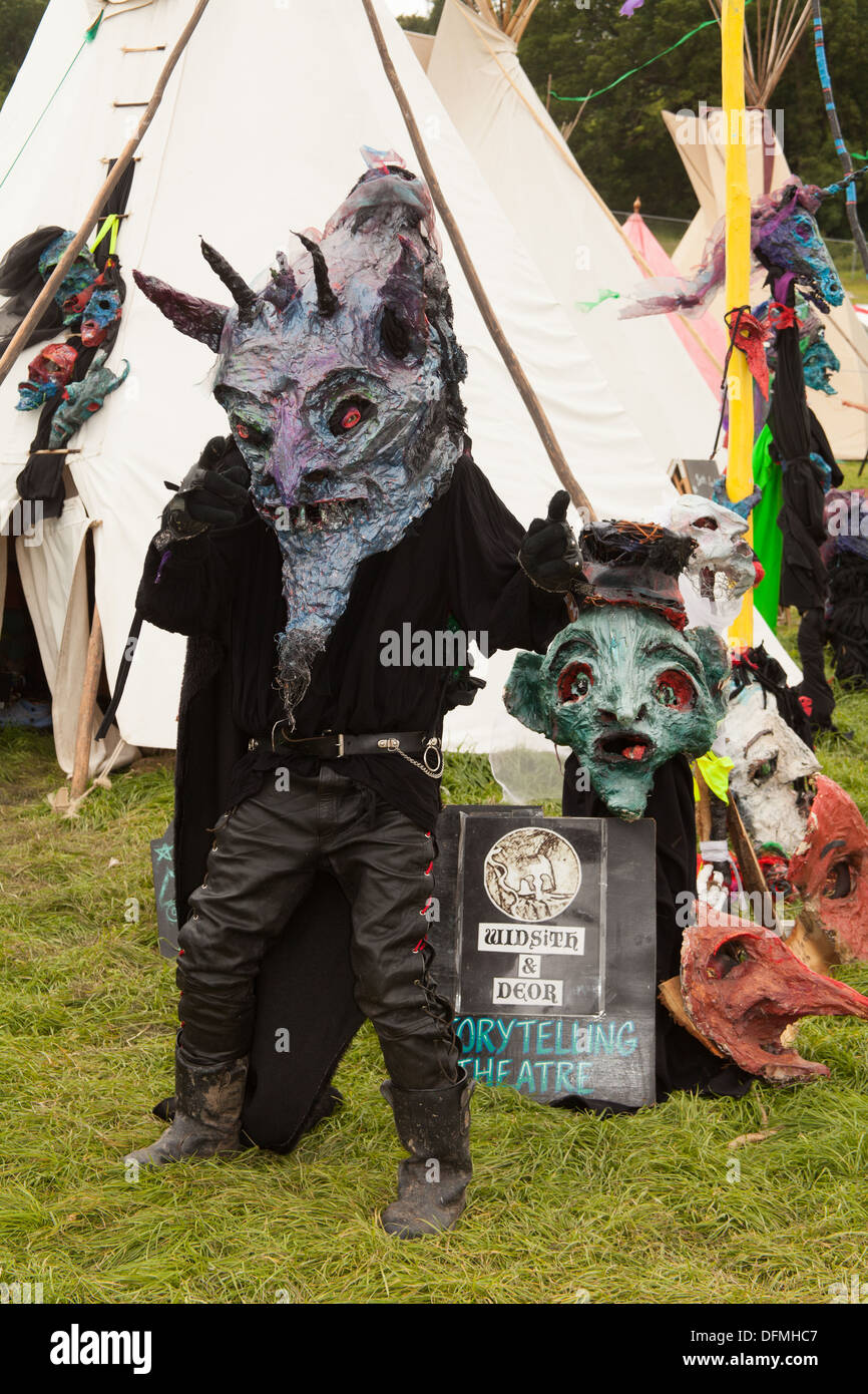 Widsith and Deor, Theatralische Aufführung im Tipi Field Glastonbury Festival 2013, Somerset, England, Großbritannien. Stockfoto