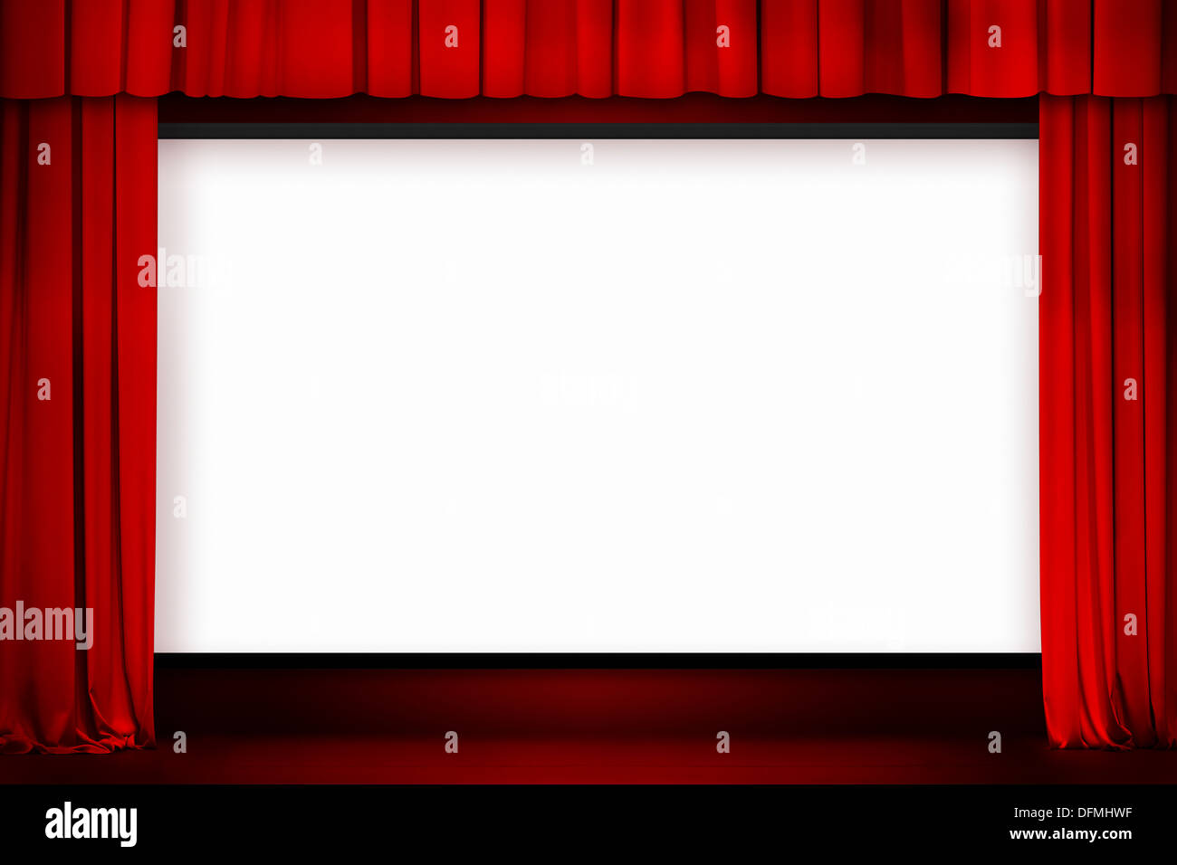 Kinoleinwand mit offenen roten Vorhang Stockfoto