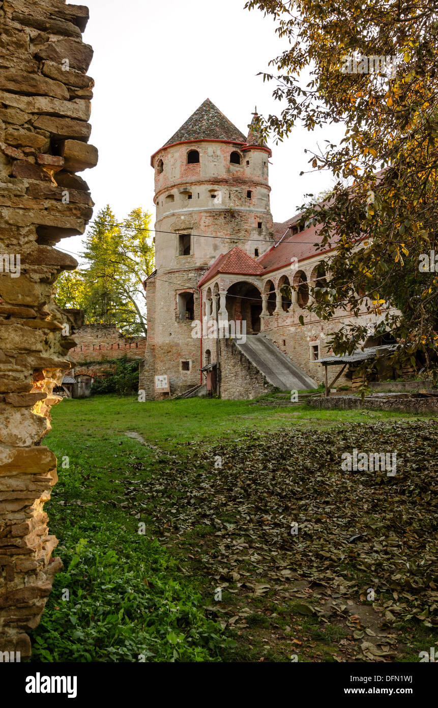 Renovierung eines alten Schlosses - Bethlen Schloss, erbaut zwischen 14.-17. Jahrhundert. Stockfoto