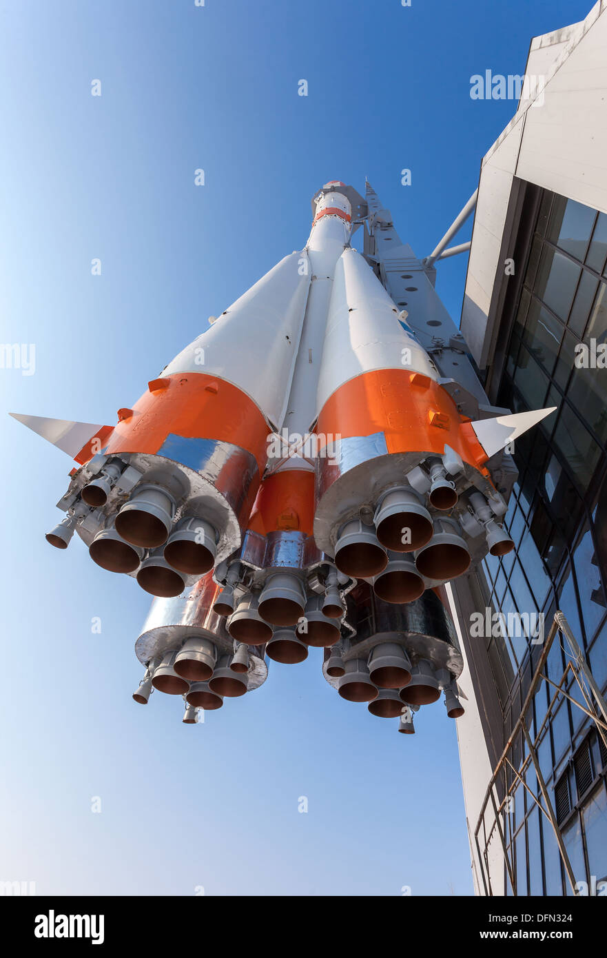 Echte "Sojus" Art Rakete als Denkmal Stockfoto