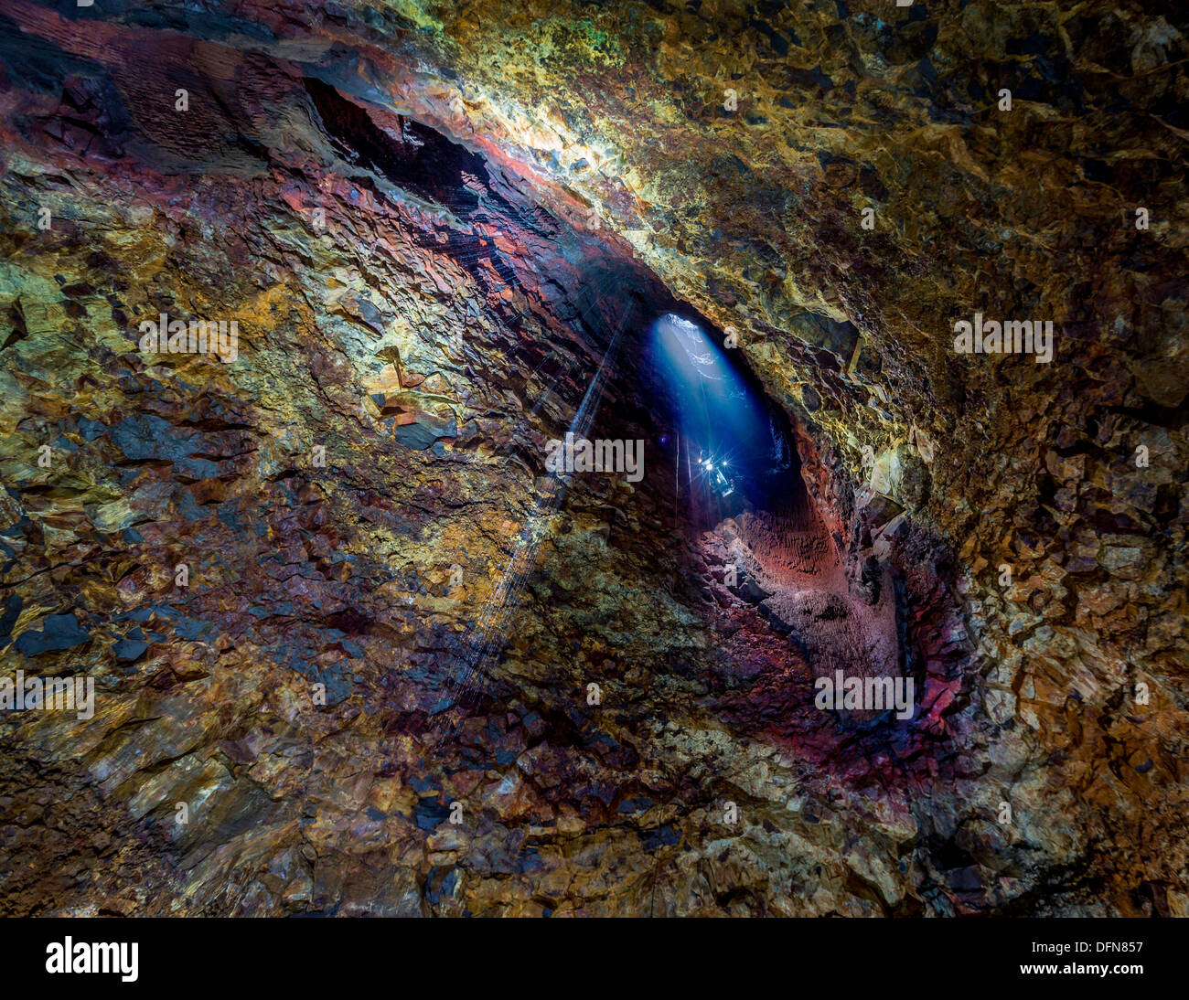 Im Inneren einer Magmakammer, Thrihnukagigur-"Drei Gipfel Krater", Island Stockfoto