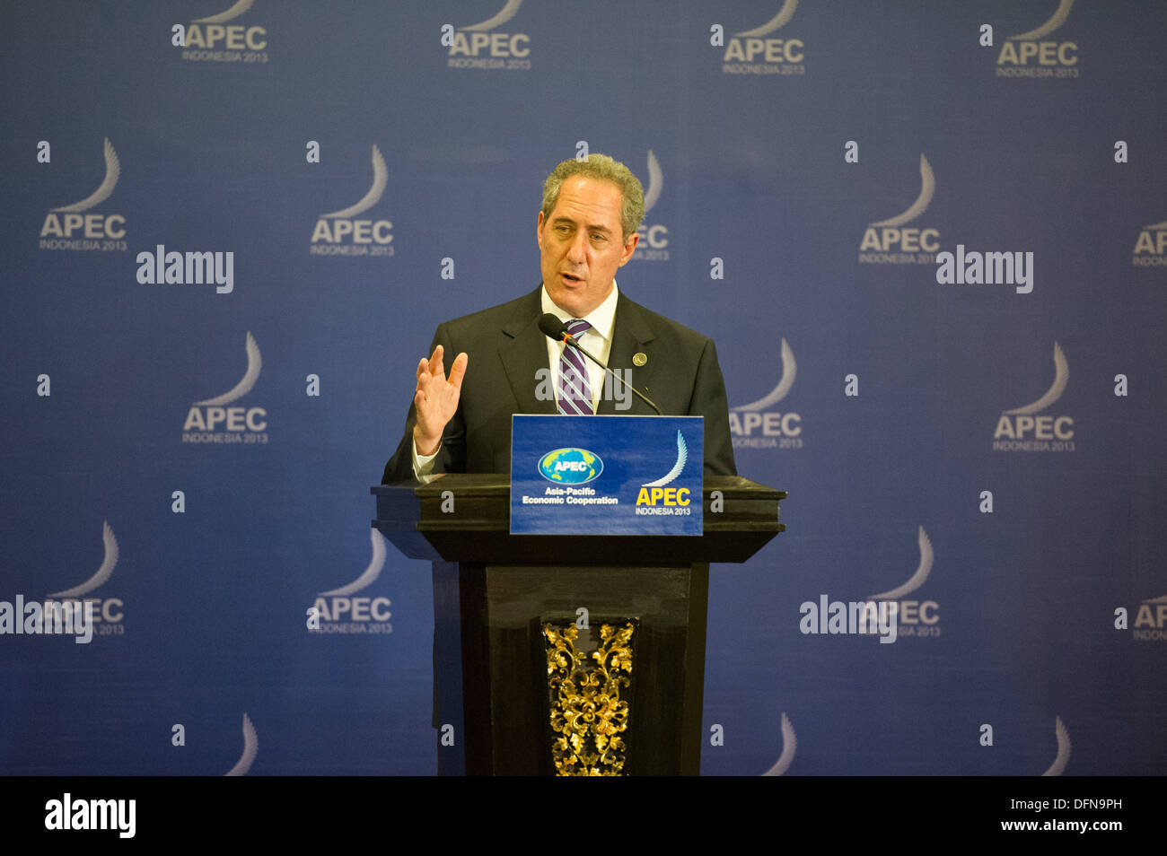 Botschafter Froman spricht zu den Medien bei der APEC Ministerkonferenz in Indonesien Stockfoto