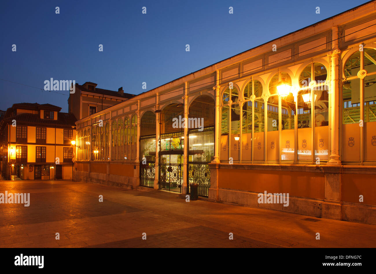 Markthalle, Plaza De La Constitución, Oviedo, Camino Primitivo, Jakobsweg, Jakobsweg, Pilgerweg, Provinz Stockfoto