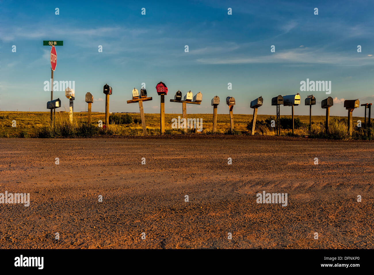 Einen redaktionellen Stil Bild der ländlichen Postfächer entlang der alten Route 66, in der Nähe von Holbrook Arizona Stockfoto