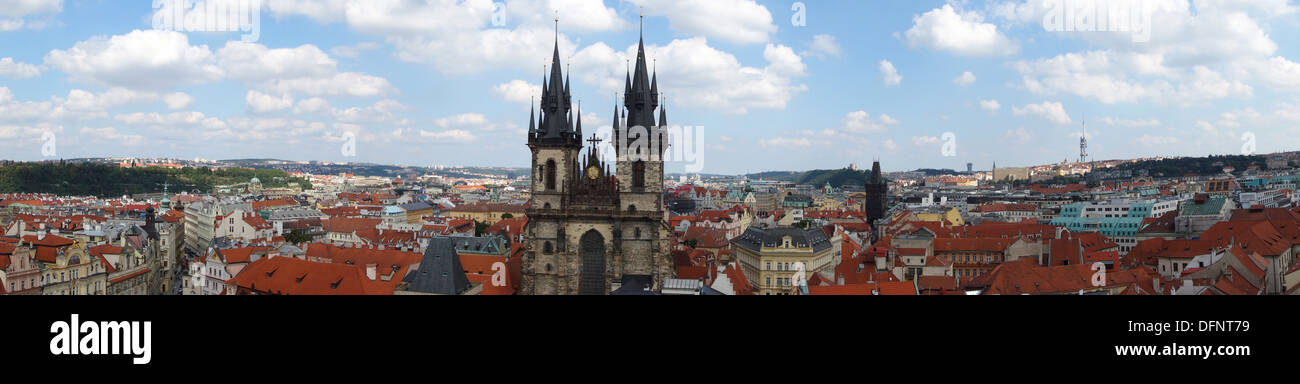 Luftaufnahme von Prag von oben des Rathauses Stockfoto
