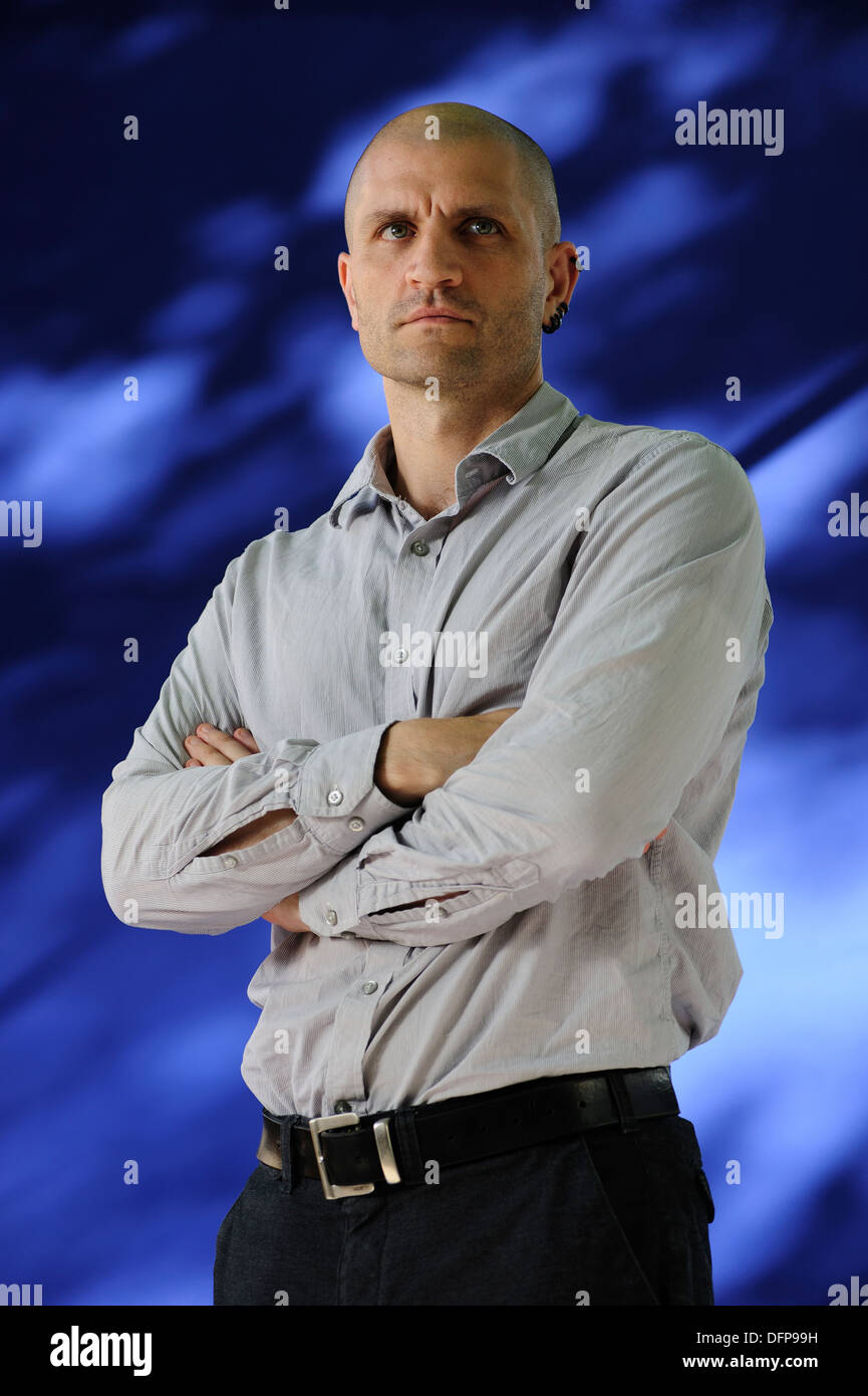 China Mieville, fantasy Englisch Fiction-Autor, Comic-Autor und Wissenschaftler an der Edinburgh International Book Festival 2013. Stockfoto