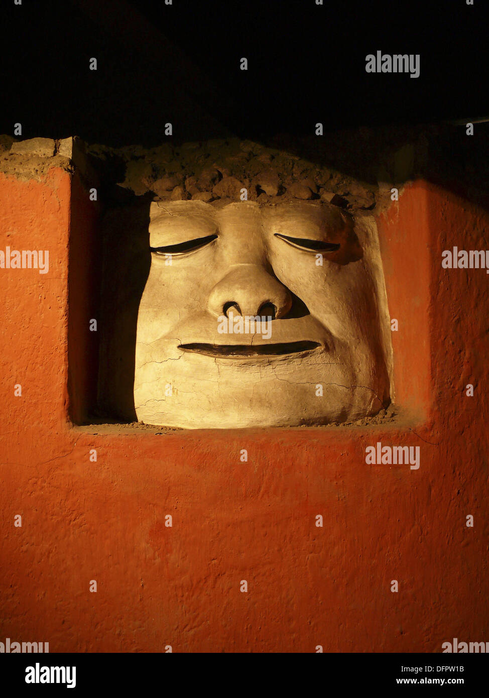 Chan Chan Gesicht. Museo De La Nación de Lima, Perú. Stockfoto
